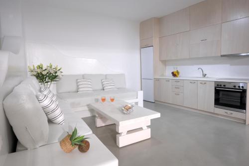 AC Village Christoulis - image 10