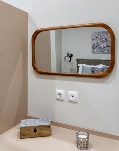 Absolute Athens VII - image 9