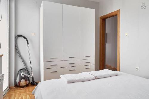 Bright Apartment Near City Center, Skopje (Foto 10)