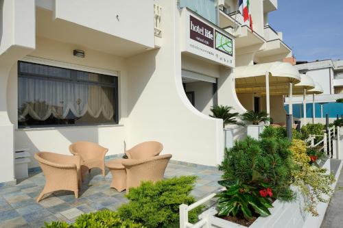 Hotel Life - image 10