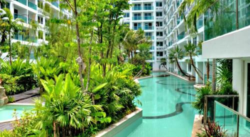 Amazing 2 Bedroom Apartment...Free Wi-Fi Amazing 2 Bedroom Apartment...Free Wi-Fi