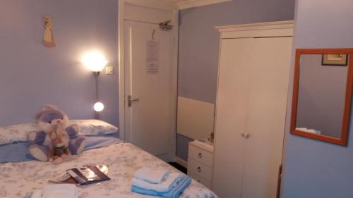 1 double bed