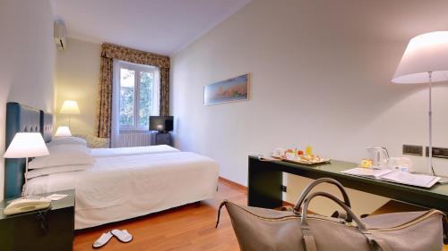 Best Western Hotel Crimea - image 2