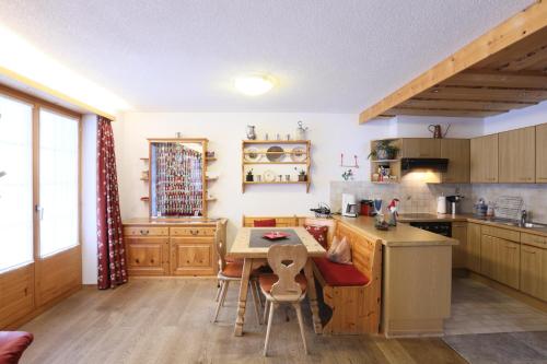 Instalaciones, B&B Stiffler-Huus in Davos