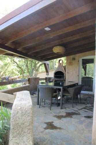 Hotel Les Hauts de Porto-Vecchio - image 2