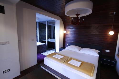 Apartments and Rooms Teona - image 6