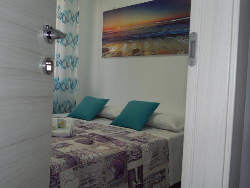 Deluxe Room (1 adult + 1 child) image 10