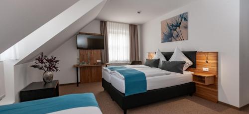 B&B Moosburg - Hotel Drei Tannen - Bed and Breakfast Moosburg