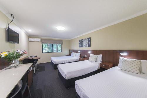 Rocky Resort Motor Inn image 29