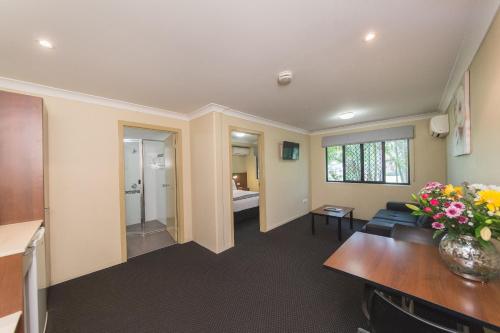 Rocky Resort Motor Inn image 22