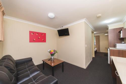 Rocky Resort Motor Inn image 7