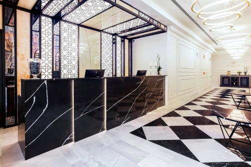 普埃爾塔真實歐洲之星酒店 Eurostars Puerta Real