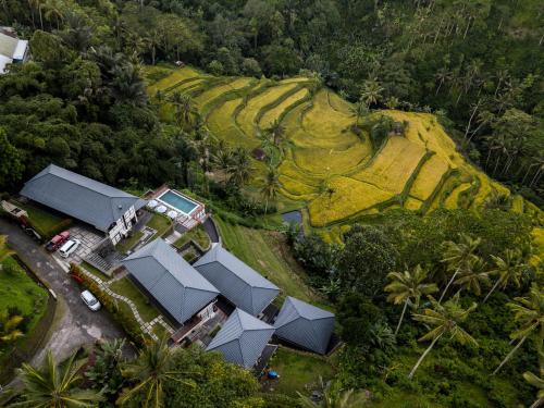 Suarapura Resort & Spa