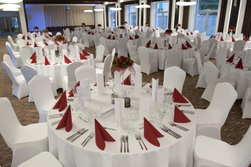 Hotel Diament Zabrze - Gliwice - image 13