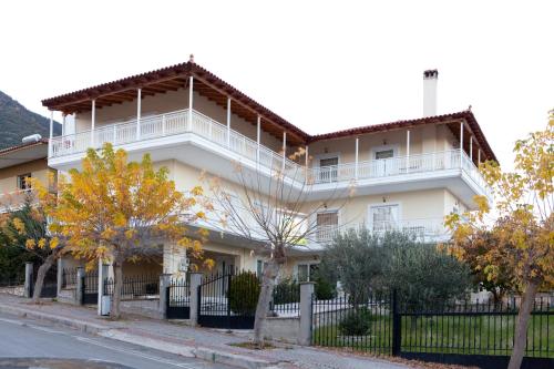 Villa PANORAMA in Levidi