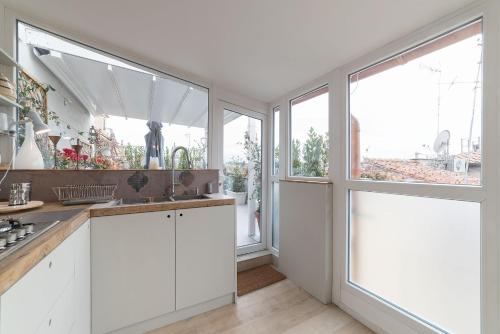 Colosseum Exclusive Duplex - image 11