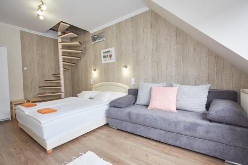 Zoli Apartmanok -Nóri Kölcsey 32 (Zoli Apartmanok -Nori Kolcsey 32) in Hajdúszoboszló