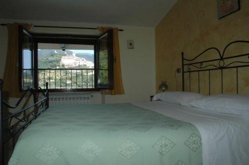 Double Room image 2