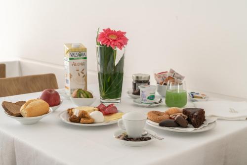 Hotel Palace - image 2