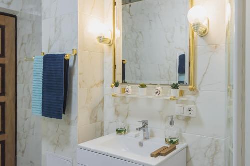 GMApartments 4 rooms with mansard on Tverskaya - image 3
