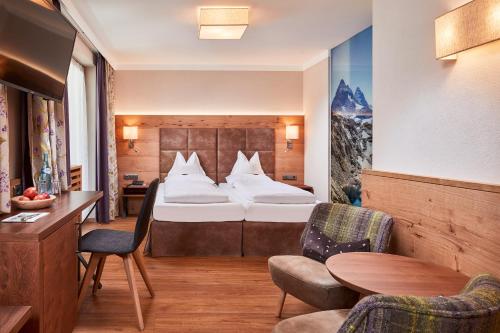 Hotel Neue Post - image 10