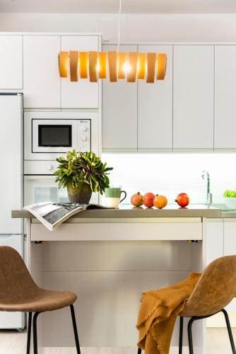 Genteel Home Mano de Hierro - image 12