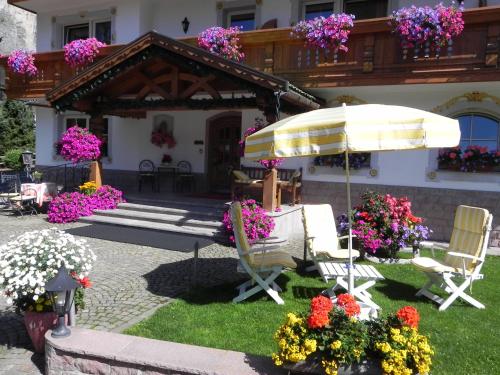 Hotel Garni Concordia - Dolomites Home - image 12