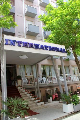 入口, C國際酒店 (C-Hotels International) in 卡托利卡