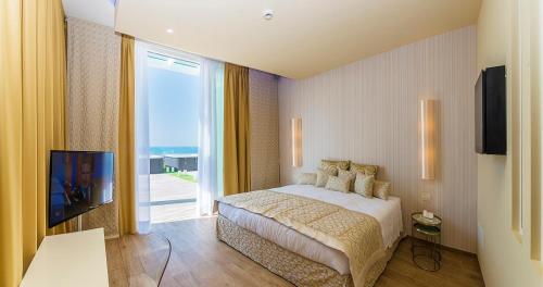 King Suite with Spa Bath