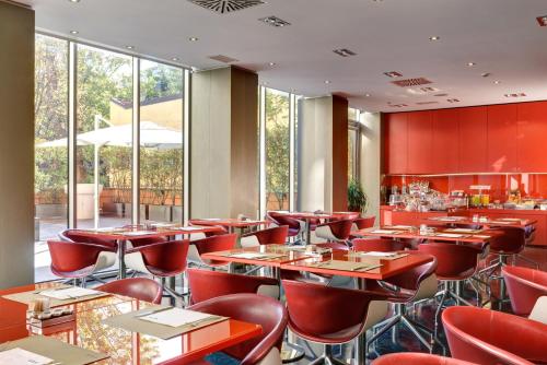 UNAHOTELS Bologna Centro - image 4