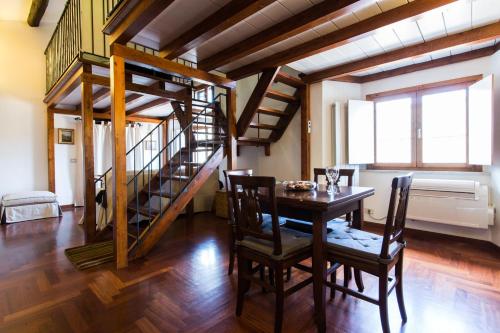  Altieri Loft Pantheon in Rom