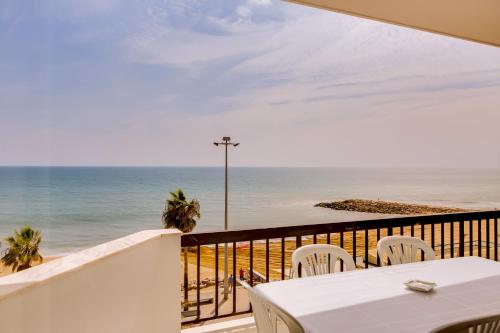 B&B Quarteira - Atlântico View - Beach front - Quarteira - Bed and Breakfast Quarteira