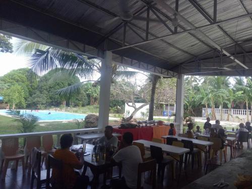 Food and beverages, Kiwi's Hidden Resort in Medellin