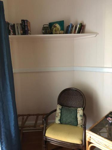 Old Hawaiian Bed and Breakfast - image 6
