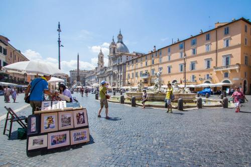 Art Apartment Navona Square - main image