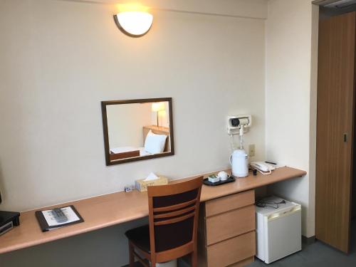 Flower Hotel Flower Hotel is perfectly located for both business and leisure guests in Iwate. Featuring a satisfying list of amenities, guests will find their stay at the property a comfortable one. Service-minded
