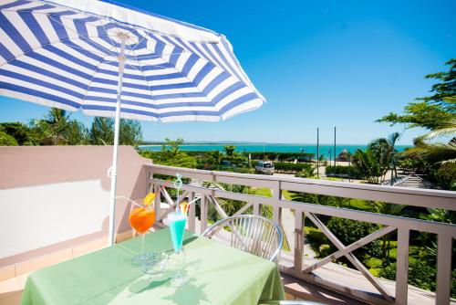 View, LA CIGALE in Foulpointe