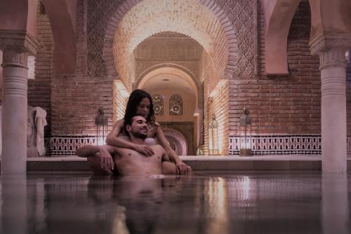ALHAMBRA.MESONES 4 - image 3