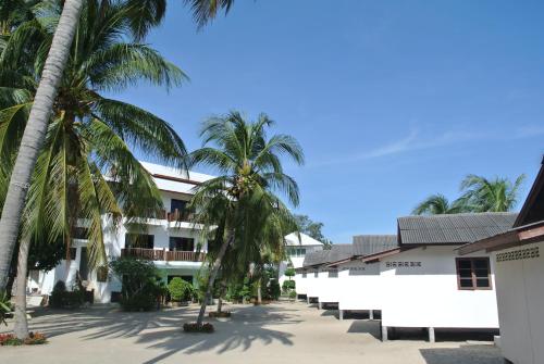 Mac's Bay Resort - 출입구