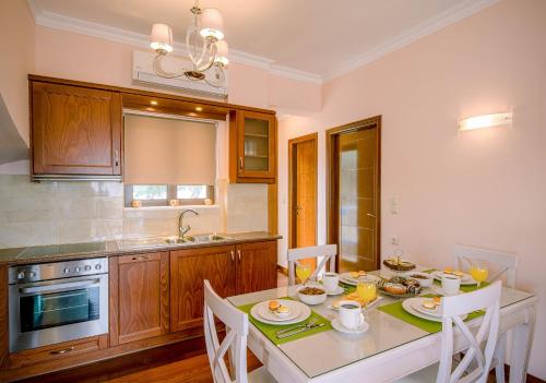 Casa Leone Suites in Stalós