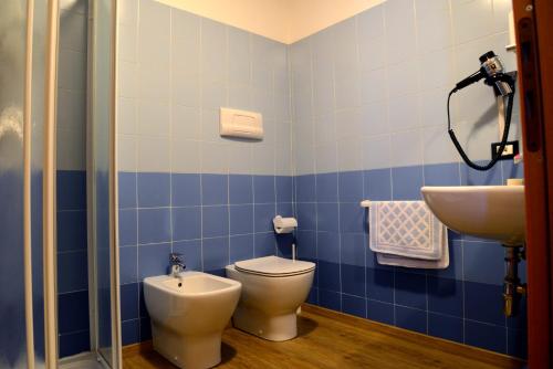 Single Room image 7