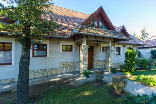  Summa Vitae Üdülő, Pension in Piliscsaba bei Budajenő