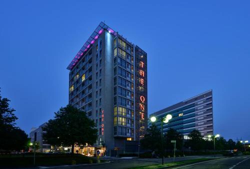 우나 호텔스 더 원 밀라노 - 출입구