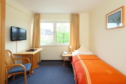 Hotel Am Segelhafen - image 3