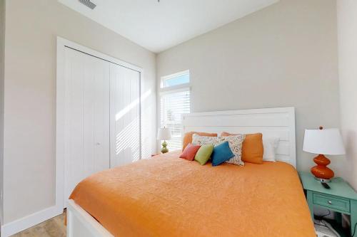 Ocean Vista Paradise - image 8