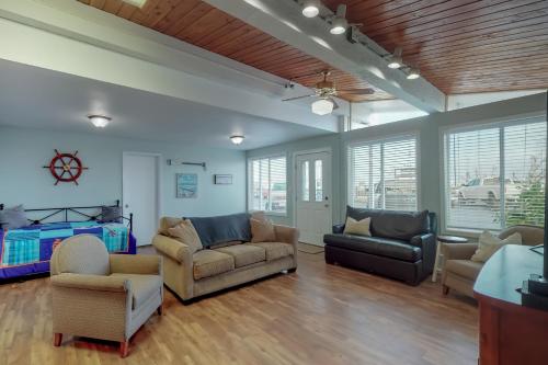 Westport Marina Guest House