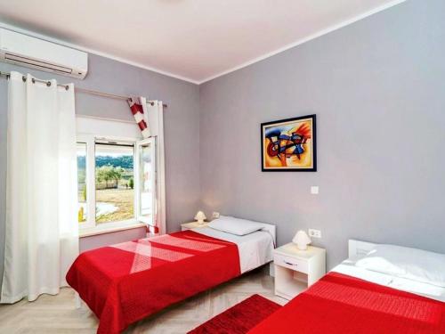  Beautiful Villa in Peracko Blato with Private Pool in Peračko Blato