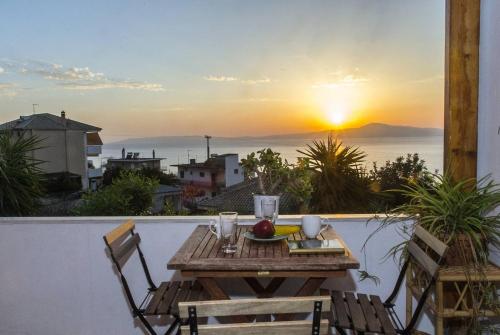  Seaside Heaven - Sunset views close to the beach in Kalamata
