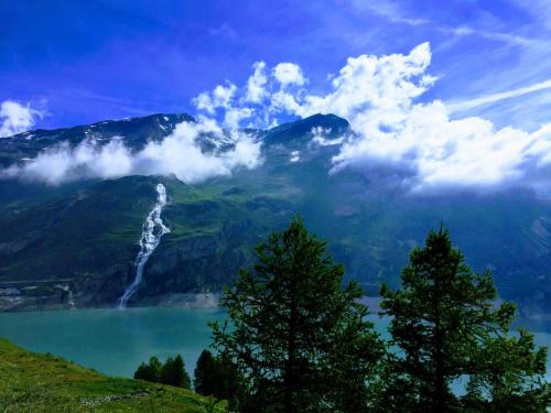 Sports and activities, Studio defraichi mais propre et fonctionnel, idealement place in Tignes