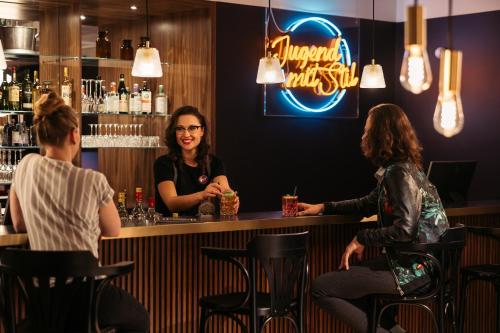 Hotel Schani Salon - image 12
